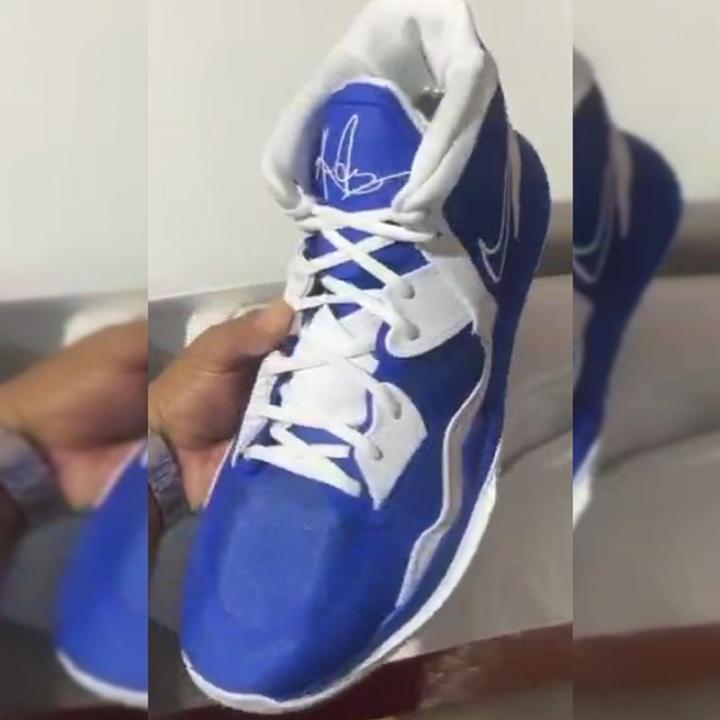 Niño & Junior — SNEAKERGEKO